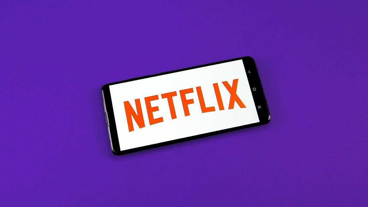 Kích hoạt tính năng Chuyển hồ sơ trên Netflix